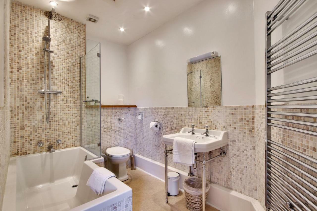 Lympne Castle Cottages Hythe  Εξωτερικό φωτογραφία