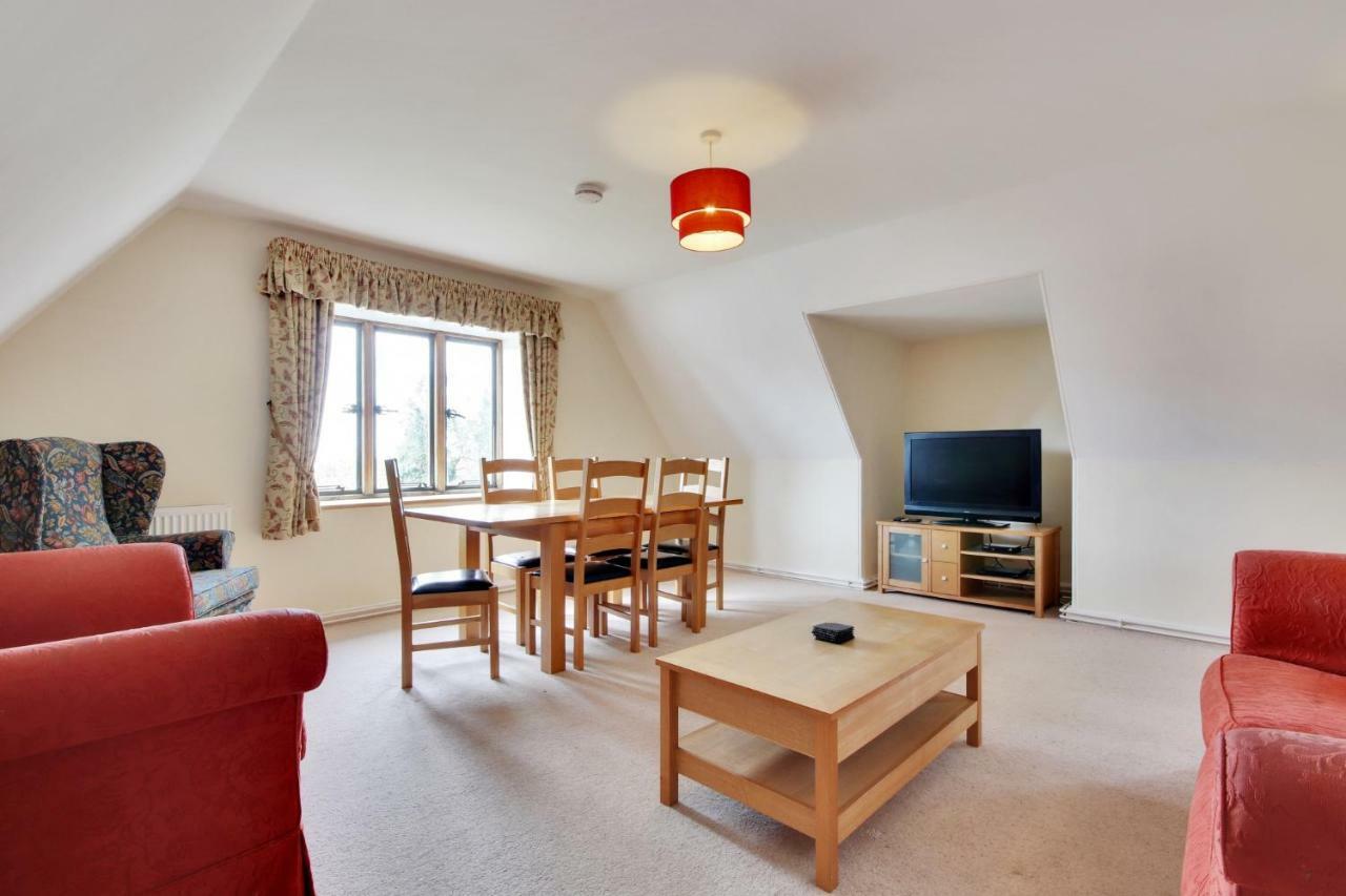 Lympne Castle Cottages Hythe  Εξωτερικό φωτογραφία